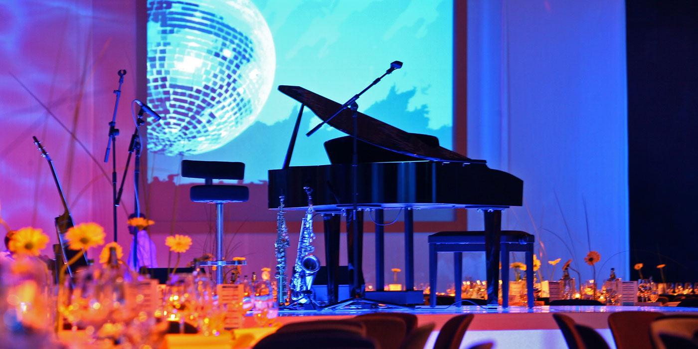 ZELFMADE Veranstaltungen | Eventagentur | Veranstaltungsagentur | Referenzen | Projekte | Mitarbeiter Event | Bild 1
