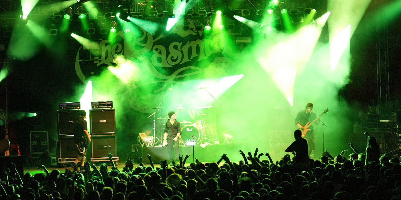 ZELFMADE Veranstaltungen | Eventagentur | Veranstaltungsagentur | Leistungen | Künstler Booking | Hintergrundbild: Markenfestival