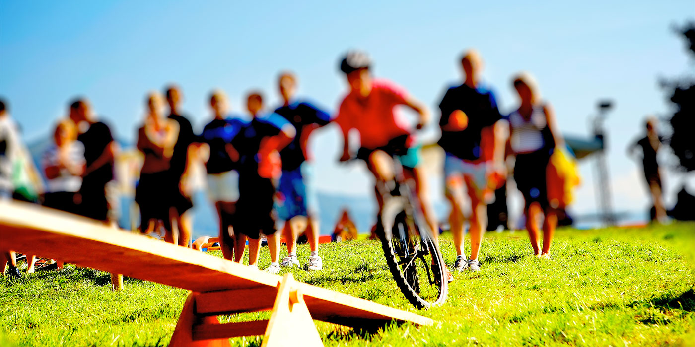 ZELFMADE Veranstaltungen | Eventagentur | Veranstaltungsagentur | Extras | Eventmanagement | Teambuilding | Hintergrundbild: Teambuilding